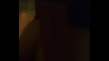 Browi anda caliente con ganas de verga