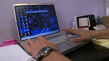 Jessica valentino gets a pearl necklace of cum after riding a big dick