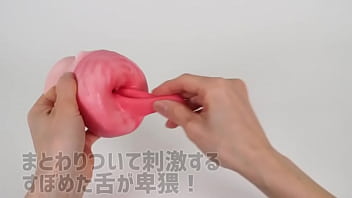 ねっとりと竿を包み込む舌の形状がエロティック！思うがままにイラマしてジュボジュボに…