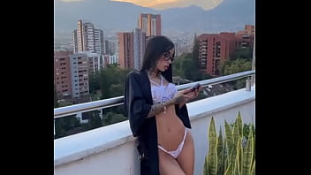 Chill Day Today At The House thumbnail