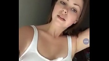 Chica en ropa interior