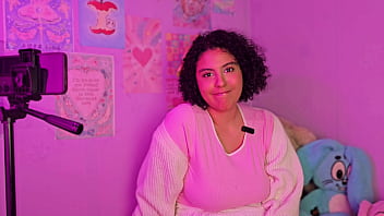 Me observando trocar de roupa em silêncio