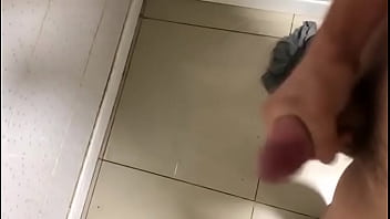 Paja Antes De La Ducha thumbnail