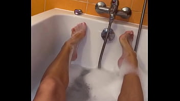 Sexy bath