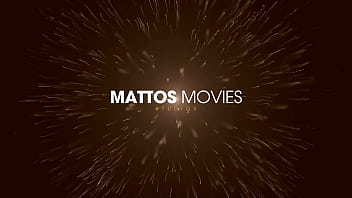 Camera de segurança do vizinho pegou casal fodendo e mulher tomando banho pelada no quintal