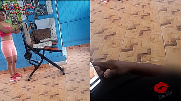 Me dio calambre en las piernas y mi tío mañoso me mete mano y todo lo demás