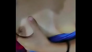 Agarrándose los pechos hasta excitarme toda Agarrándose los pechos hasta excitarme toda