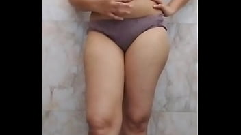 Gorgeous big netural tits fingring in bathroom