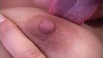 Naughty babe vanessa fills the pussy hole