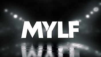 Tarot cards & oiled bambi’s kinky rituals