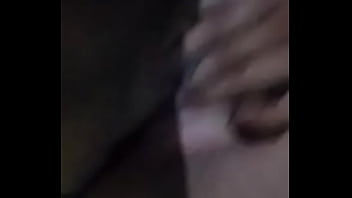 Bucetinha na siririca