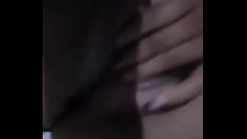 Bucetinha na siririca