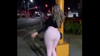 Tengo Fantasias Eroticas Que Pasen Por Mi A Un Oxxo Y Me Penetren Delicioso thumbnail