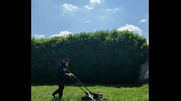 ️ alex the monkey's today i tried to cut the grass i don't know if i won but the grass definitel