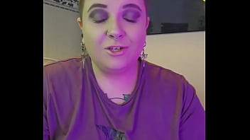 My make up's shit anyway react if you see me ️