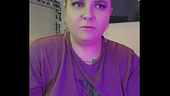 My make up's shit anyway react if you see me ️