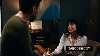 Curvy stepmom fucks with the principal to take her stepson in his academy