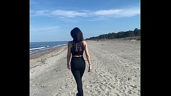 La corse c est aussi ça des plages désertes pour tourner des vidéos