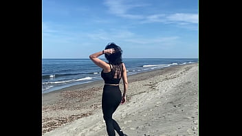 La corse c est aussi ça des plages désertes pour tourner des vidéos