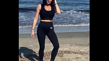 La corse c est aussi ça des plages désertes pour tourner des vidéos