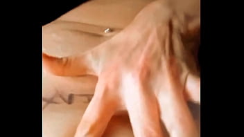 Mslouisianimal shows her pierced pussy and tattoos in her first video