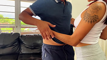 Rutina de ejercicio con mi novio termina en una follada salvaje allison sweet