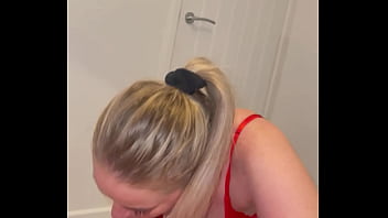 Step sister suck he’s big dick and after they do 69
