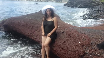 Curvy lady dresses up in sexy clothes masturbates on the beach and photoshoot