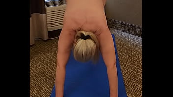 Jerkoff To Hot Mature Doing Nude Yoga thumbnail