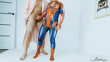 Spider bitch caught red handed