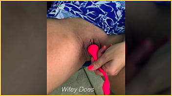 Milf uses her toy outdoors in public