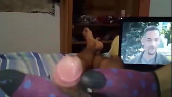 Su garganta un cálido apretón mi pene encontrando su hogar definitivo