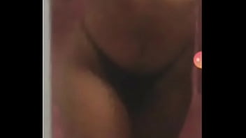 Aqui estou eu outra vez louca por dinheiro