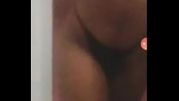 Aqui estou eu outra vez louca por dinheiro