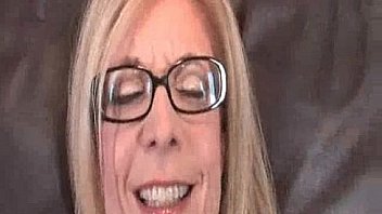 Blonde cougars sucks giant black tool