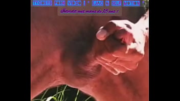 Sperme cracher en self motion