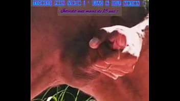 Sperme cracher en self motion