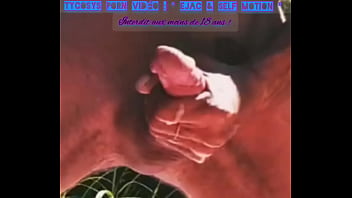 Sperme cracher en self motion