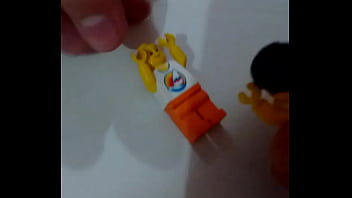 Novinha quadrada sendo enrabada e tomando gostoso