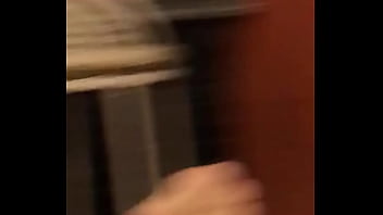 Gata adora chupa uma rola