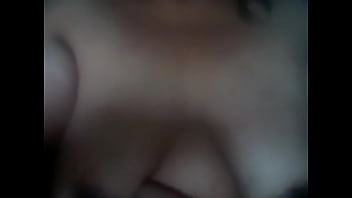 La tía me muestra pecho