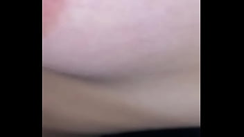 Caro verificación montando el pene