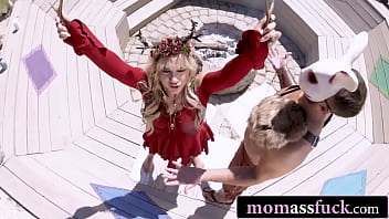 He drills his stepmom's ass under the open sky offering to the divine