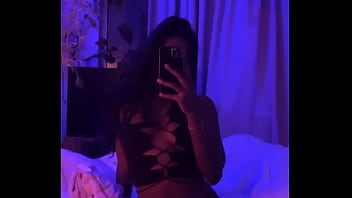 Deleting in 48 hours but whoever likes and says hi ill send u nudis vids