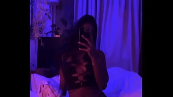 Deleting in 48 hours but whoever likes and says hi ill send u nudis vids