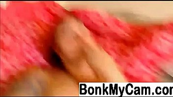 Babe fucking dildos and squirting on webcam