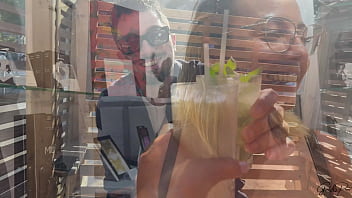 Une journée avec léa pam j'essaye un gode ventouse