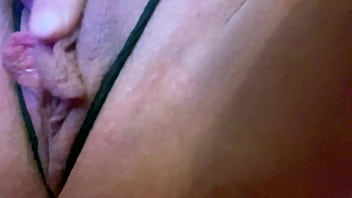 Hot goth girl masturbates