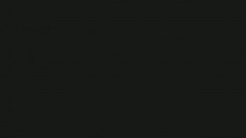 Chuu has orgy with people