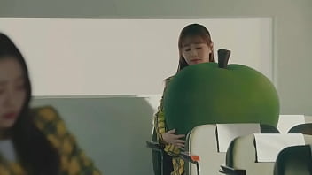 Chuu has orgy with people Chuu has orgy with people